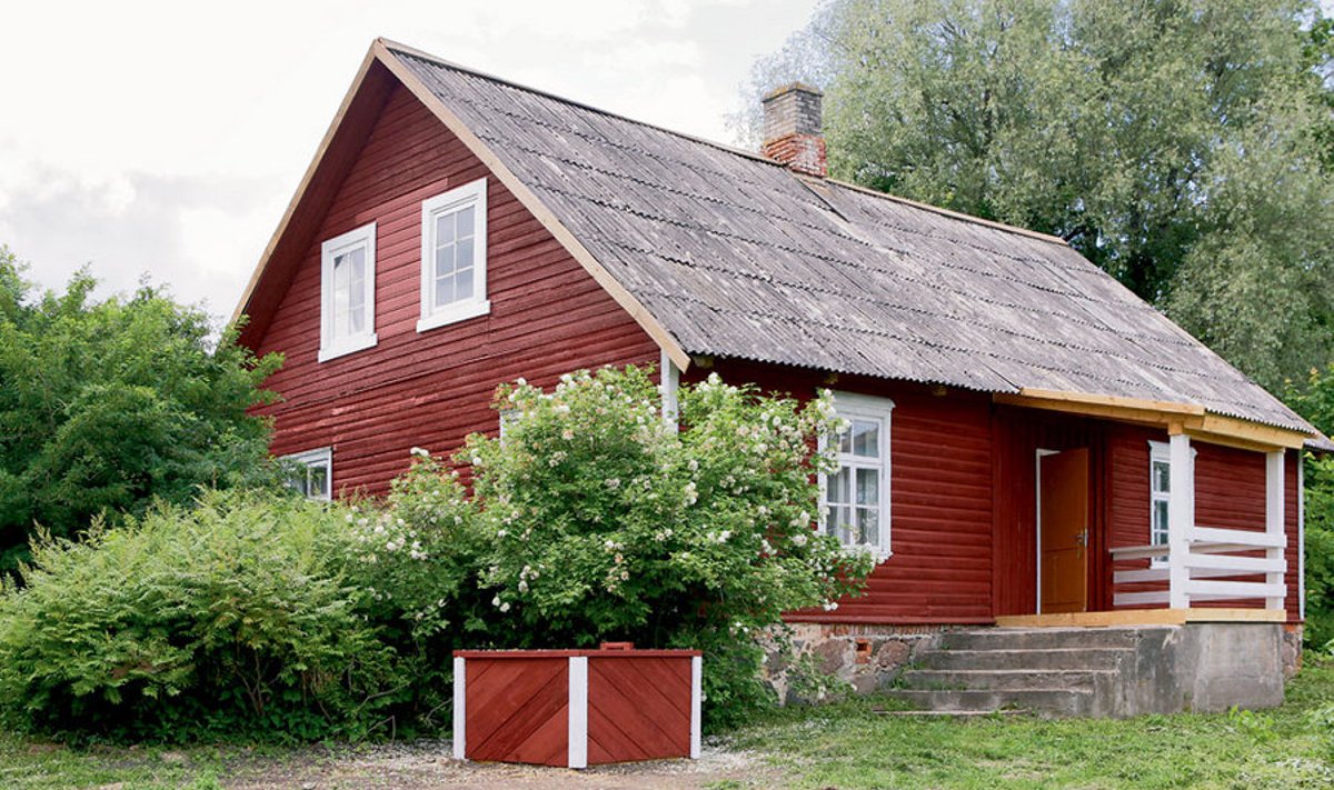 Tuhajuhani talu Lilastvere külas võlub kõrvalhoone ja avara hooviga. Fotod Sven Arbet, Kristel Kirss