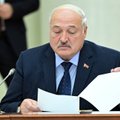 Lukašenka allkirjastas seaduse, mis annab talle ja ta perele eluaegse puutumatuse ja ihukaitse
