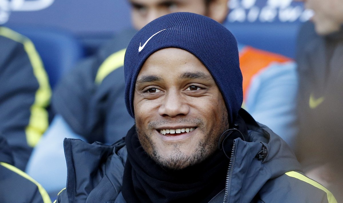 Manchester City's Vincent Kompany on the bench