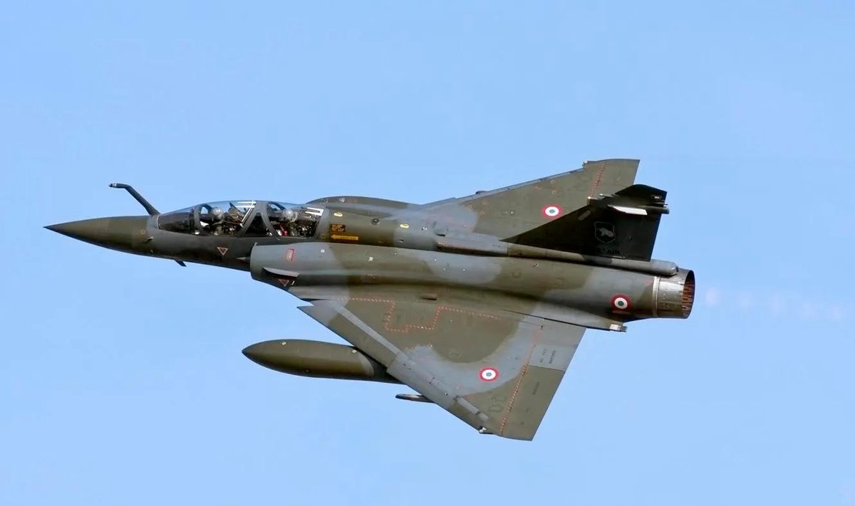 Prantsuse õhujõudude Mirage 2000D.