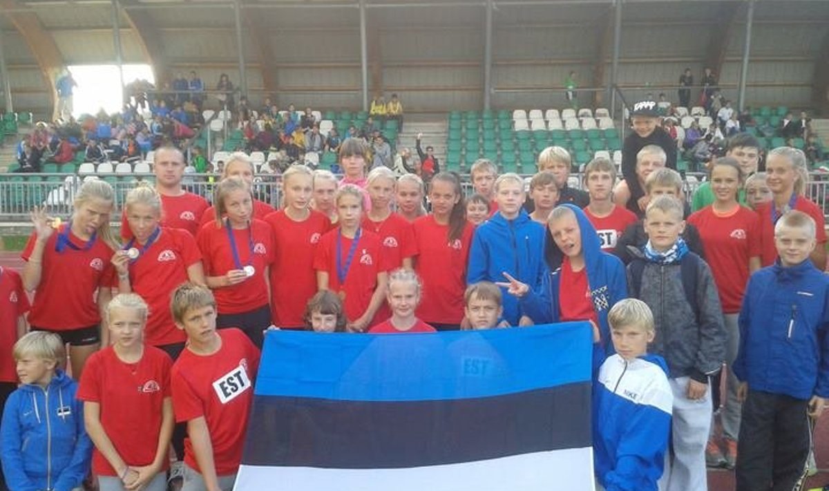 Eesti võistkond Poolas. Foto: Eesti Koolispordi Liit
