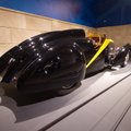 VIDEO: Terve toatäis Pätsu-aegseid Bugattisid on peenemaid autokomplekte maailmas