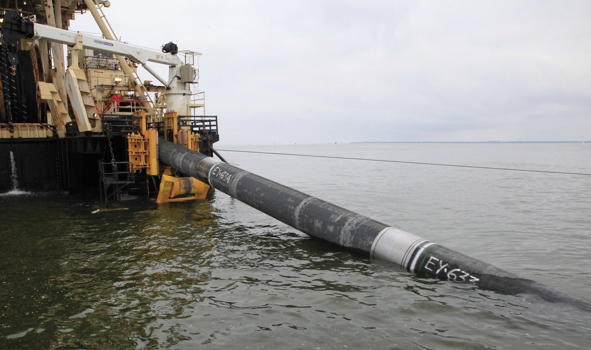 Torupaigalduslaev Castoro Dieci paigaldab esimest Nord Streami gaasitrassi Läänemere põhja.