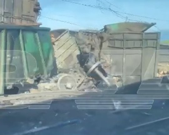 Venemaa Volgogradi oblastis sõitis rööbastelt välja kaubarong. Väidetavalt ründas seda droon