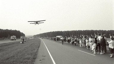 35 AASTAT BALTI KETIST | Eesti eufooria, Läti lein ja Leedu taevast sadanud lilled 