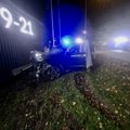 Muhul toimus kahe auto kokkupõrge: ühe juht oli raskes joobes, teises autos olnud kolm last toimetati haiglasse