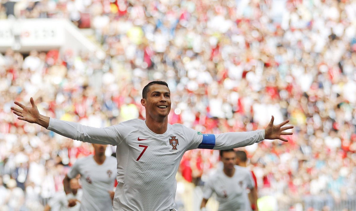 Cristiano Ronaldo tähistamas Maroko vastu löödud väravat.