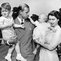 HIIGELGALERII | Kuninganna Elizabeth II ja prints Philip tähistavad 70. pulma-aastapäeva: Meenuta kuningliku paari säravamaid hetki läbi aegade!