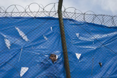 28. märts, Schisto põgenikelaager Ateenas