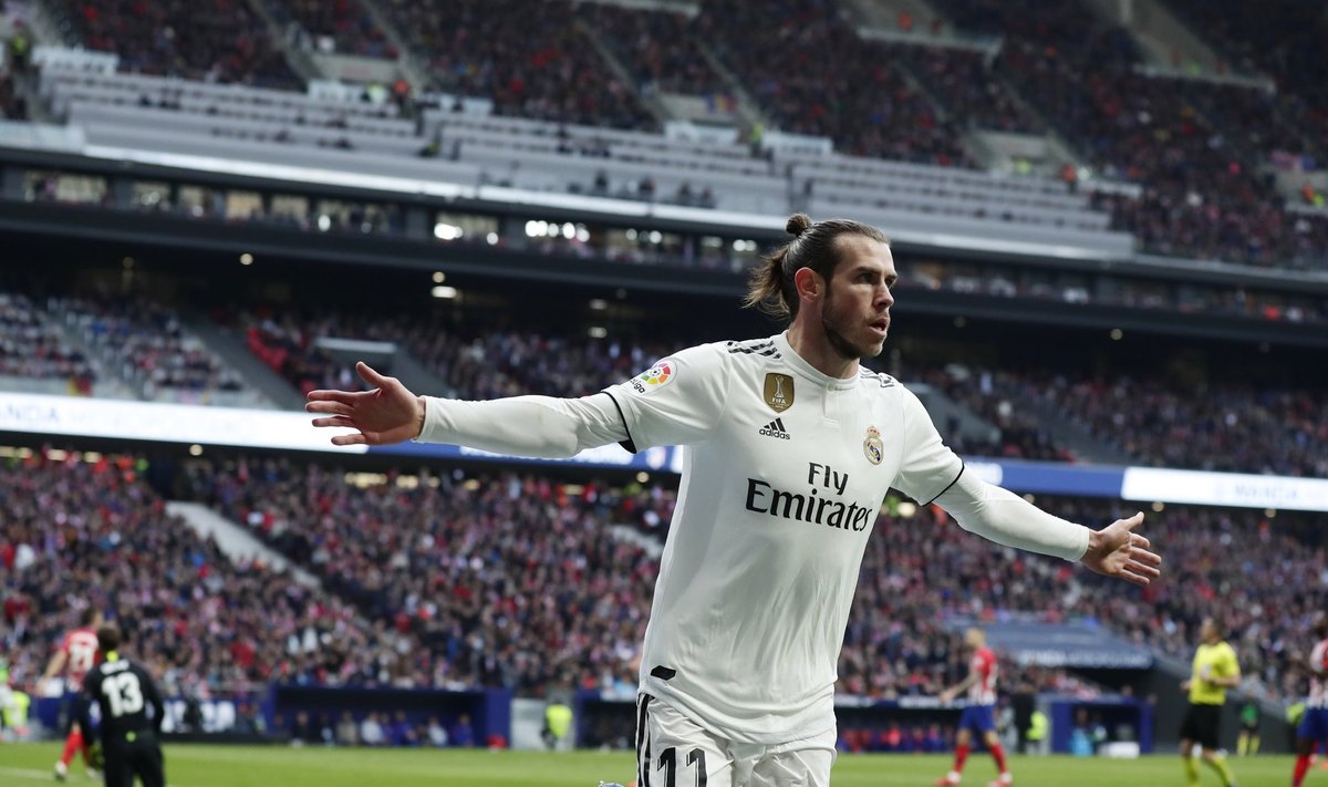 Gareth Bale tähistamas Madridi Atletico vastu löödud väravat.