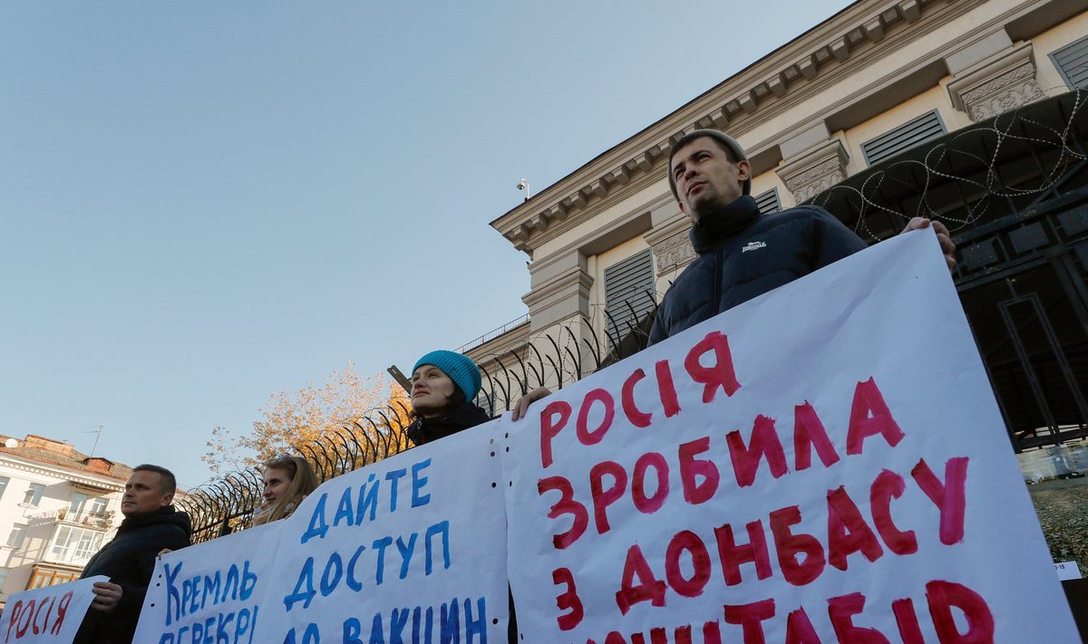 Esmaspäeval Kiievis Vene saatkonna ees toimunud meeleavaldus