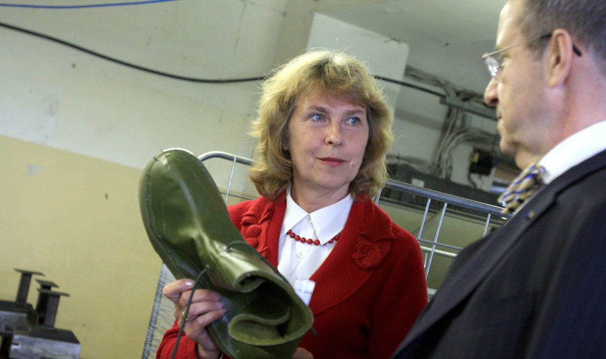 Eesti Vabariigi president Toomas Hendrik Ilves külastats AS Samelini jalatsivabrikut Tartus.