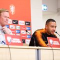 FOTOD | Hollandi peatreener enne mängu Eestiga: eestlastel oli reedel ebaõnne