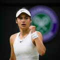 Wimbledoni kaheksandikfinaalis ootamatult loobumisvõidu andnud 18-aastane imelaps avas suu: arstid ei soovitanud mul kohtumist jätkata