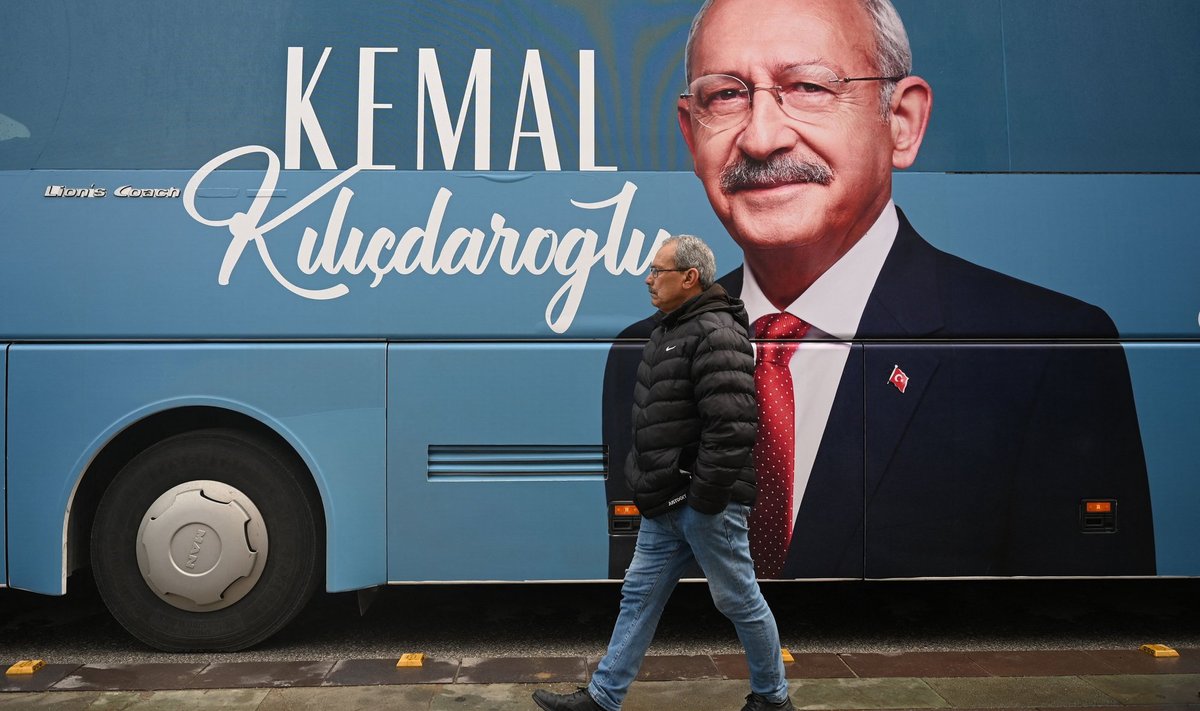Tagasihoidliku oleku ja välimuse sarnasuse tõttu on osa kommentaatoreid nimetanud Kiliçdaroğlut türklaste Gandhiks.