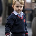 ARMSAD FOTOD ja VIDEO | Pisike prints George alustas täna isa käe otsas kooliteed