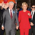 Katy Perry riietus Halloweeni puhul Hillary Clintoniks