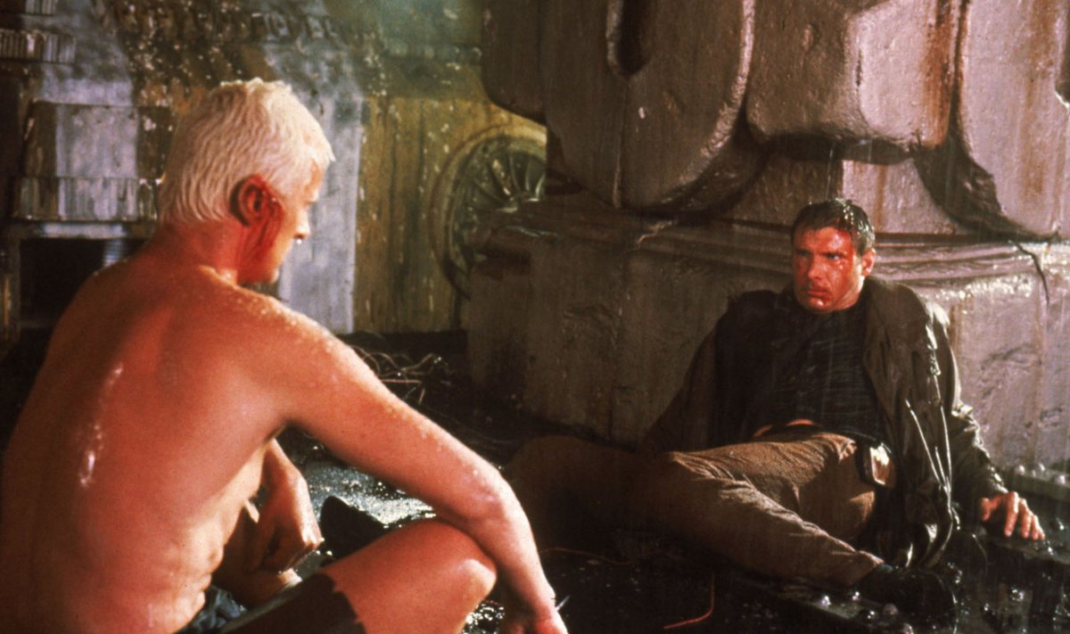 KULTUSDÜSTOOPIA: Blade runner Rick Deckard (Harrison Ford) ja tema jälitatav Roy Batty (Rutger Hauer).