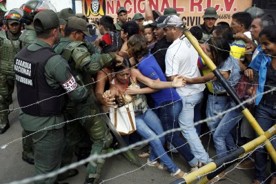 Vihane rahvamass 18. detsembril suletud Venezuela-Kolumbia piiril