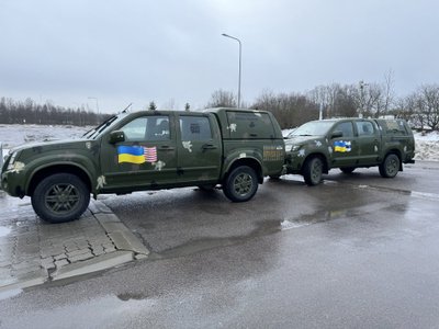 Машины для украинской армии.