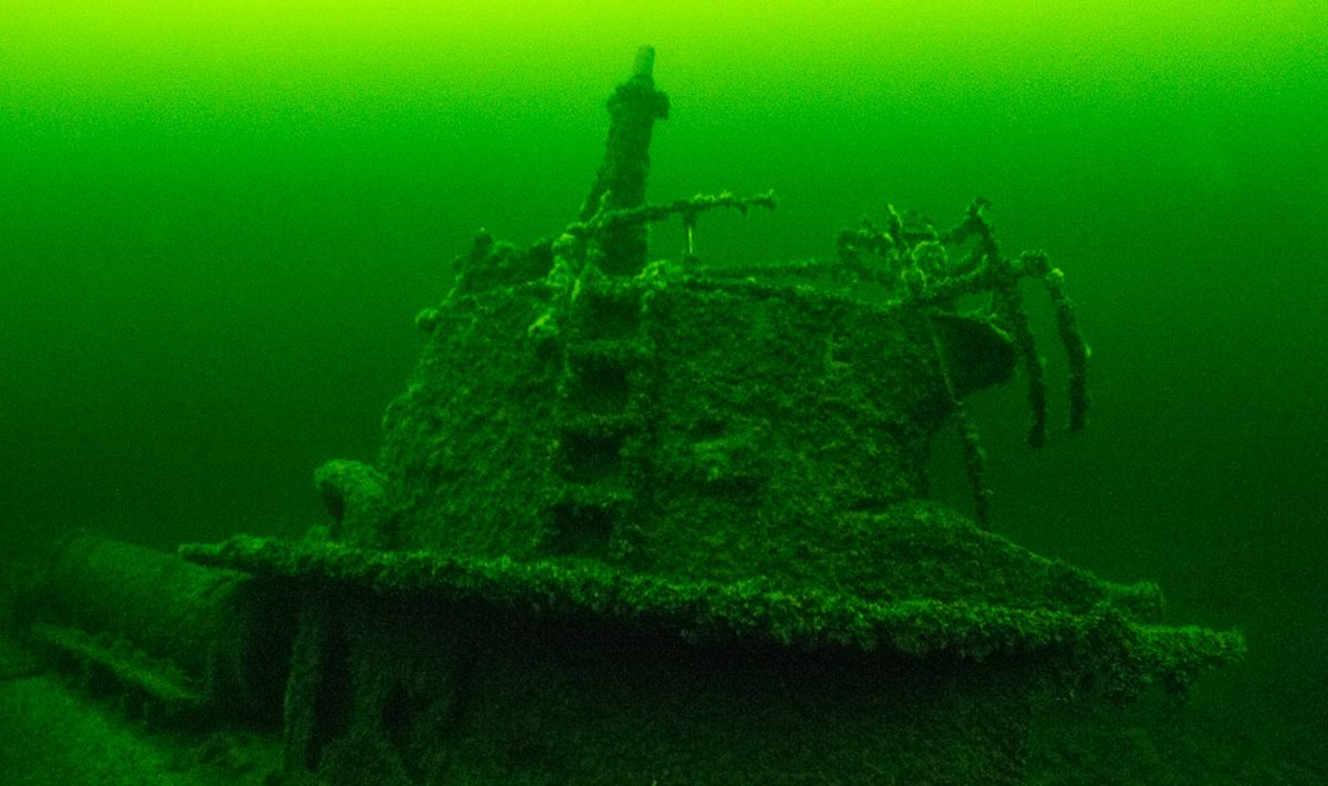 1911. aastal valmistatud ja 1915. aastal miini otsa sõitnud Akula jääb vee alla merehauaks. Foto: muinsuskaitseamet/SubZone OÜ 2014