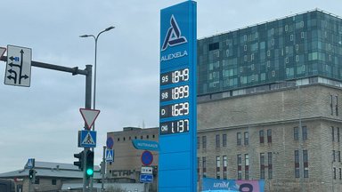 ФОТО | Новый рекорд. Цена на топливо опять выросла