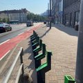 ФОТО | Перед зданием Таллиннской горуправы вместо парковки появилась велосипедная дорожка