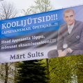 Miks on Märt Sultsi plakatid sarnaselt EKREga sinimustvalges ning kui palju tasus parlamendisaadik nende eest?