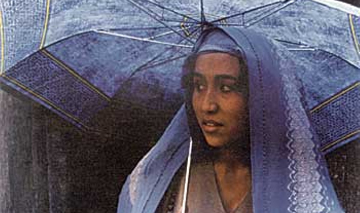 TAHAB SAADA AFGANISTANI PRESIDENDIKS: Koolitüdruk tõsiusklikust islamiperest iraanlanna Samira Makhmalbafi filmis “Kell viis pärastlõunal”. žürii preemia filmile. Repro