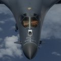 США направляют экспедиционную эскадрилью бомбардировщиков к границам России