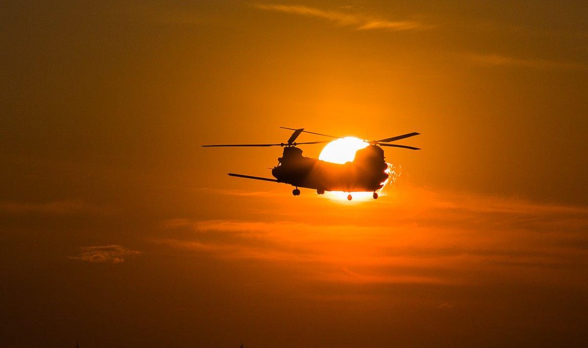 USA õhudessantväelased harjutasid nädala algul seitsme helikopteriga Murru vangla vallutamist.