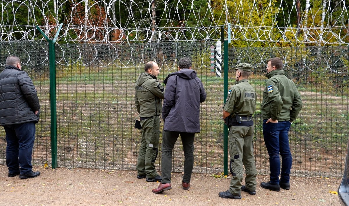 Министр Лаури Ляэнеметс знакомится с ситуацией на границе с Россией (4 октября)