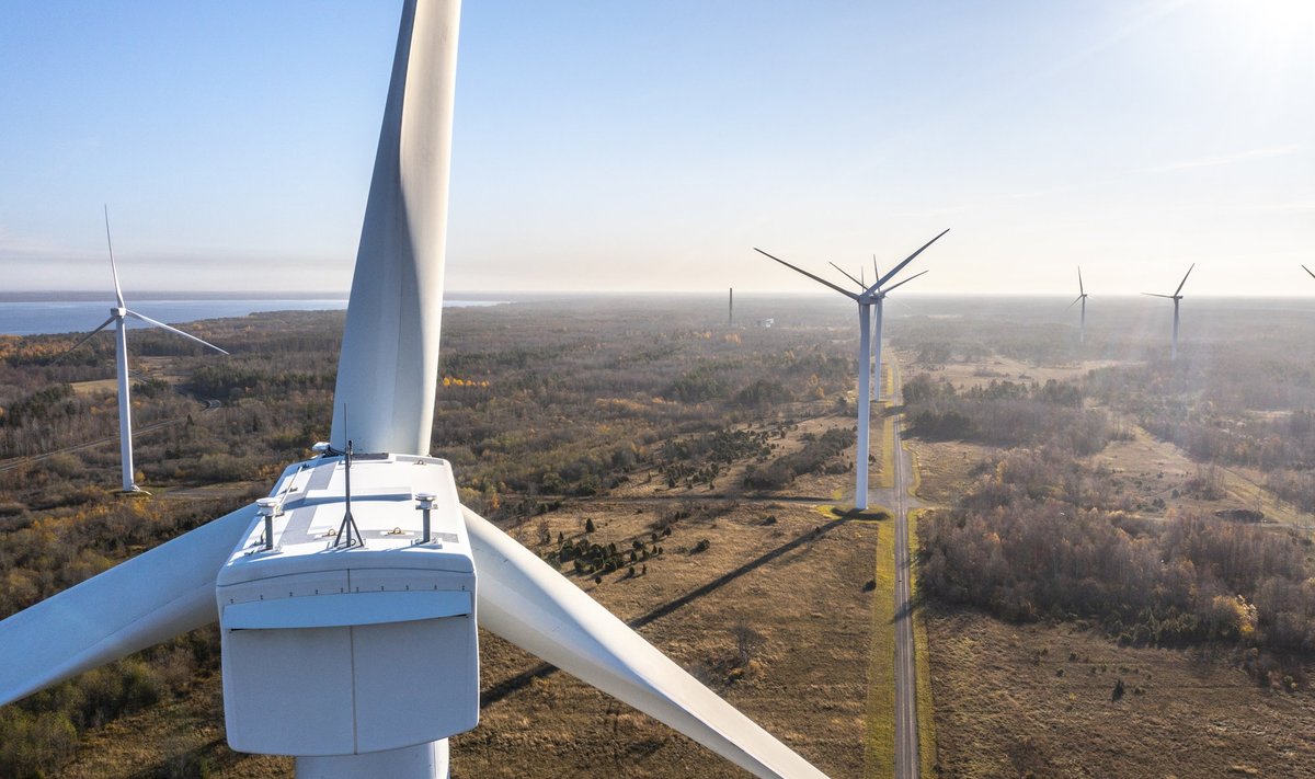 Kuigi Eestis on installeeritud tuulevõimsusi üle 400 MW, toodeti tuuleelektrit täna hommikul hetkeks vaid 0,9 megavatti.