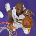 VIDEO: Lakersile hooaja teine võit, Bryant lähedal kolmikduublile