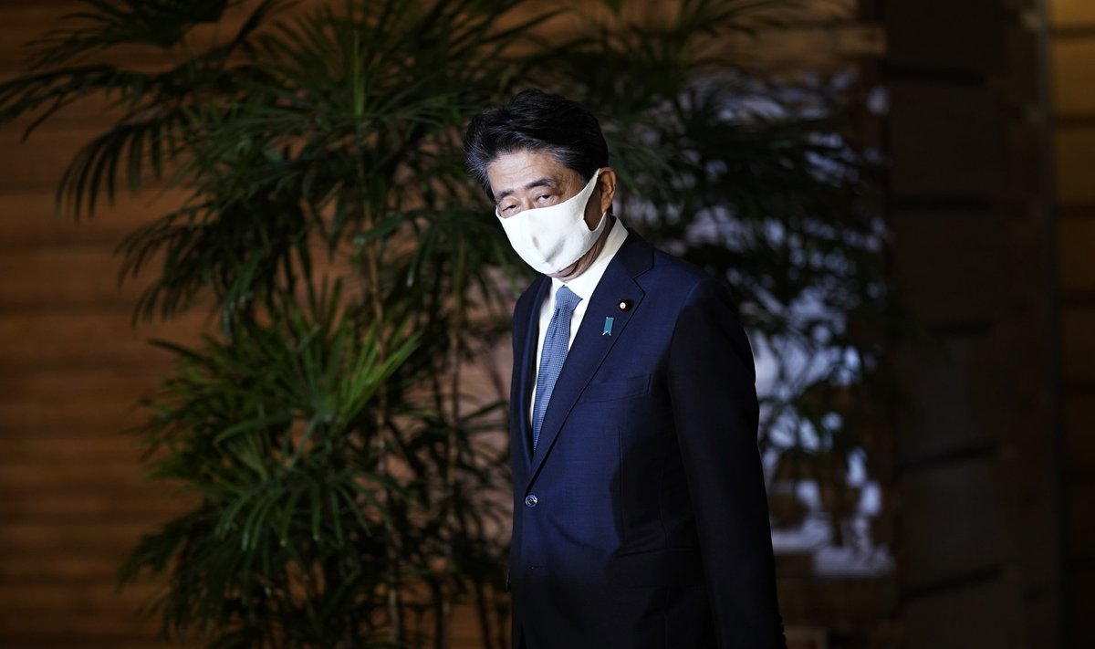 TERVIS EI LUBA JÄTKATA: Shinzō Abe pärast pressikonverentsi, kus teatas oma tagasiastumisest.