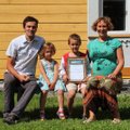 Võrumaal tunnustati konkursil "Kogukonna pärl" Kadi ja Hendrik Noore perekonda