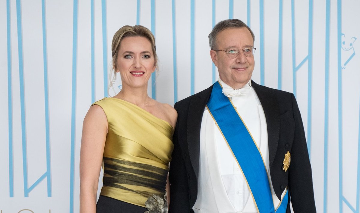 Ieva Ilves ja Toomas Hendrik Ilves presidendi vastuvõtul Estonias 2019. aastal