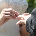 Südamlik GALERII: 95-aastane lilleneiu ja 81-aastane sõrmusekandja teevad selle pulmapeo tõeliselt eriliseks