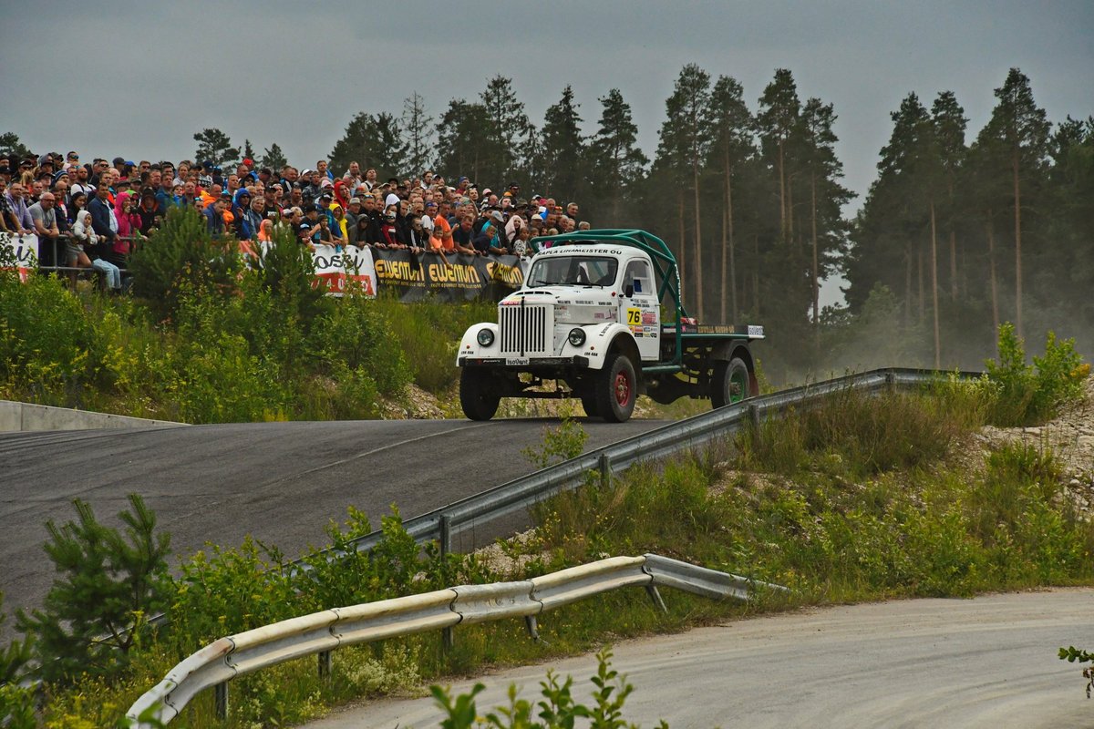 VIDEO | Rally Estonia tõmbenumber – vennad Liuxid panevad GAZ-51ga hullu