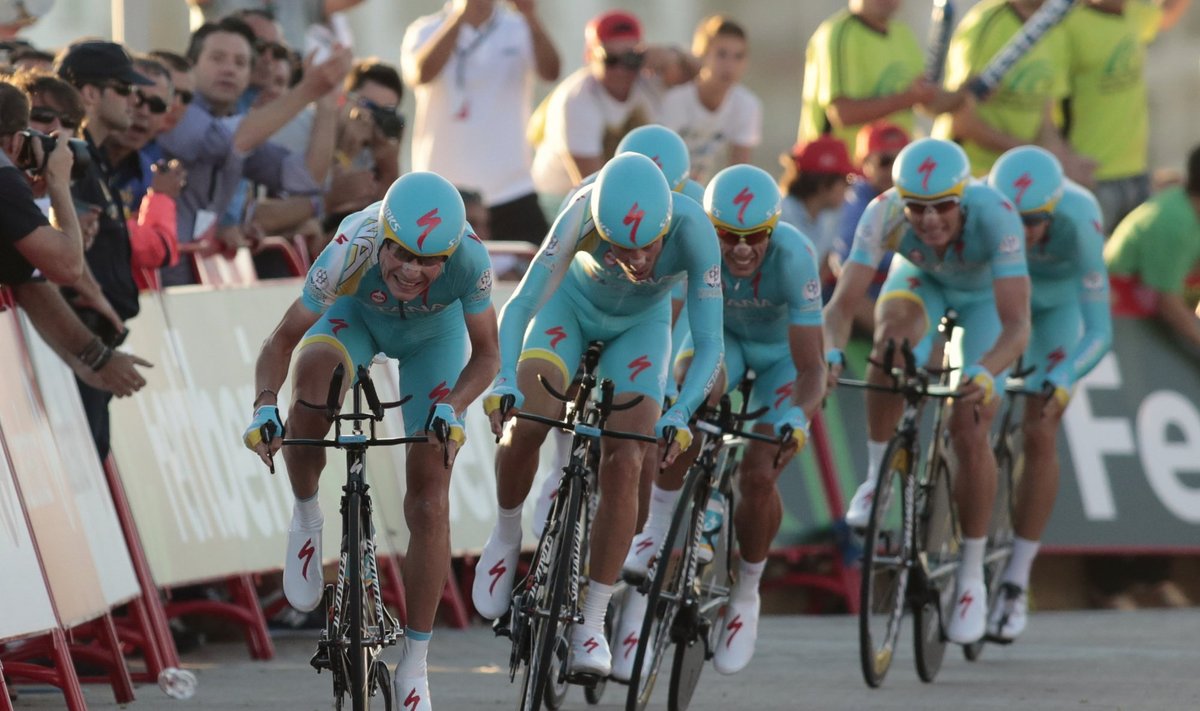 Astana võidab Vueltal meeskonnasõidu