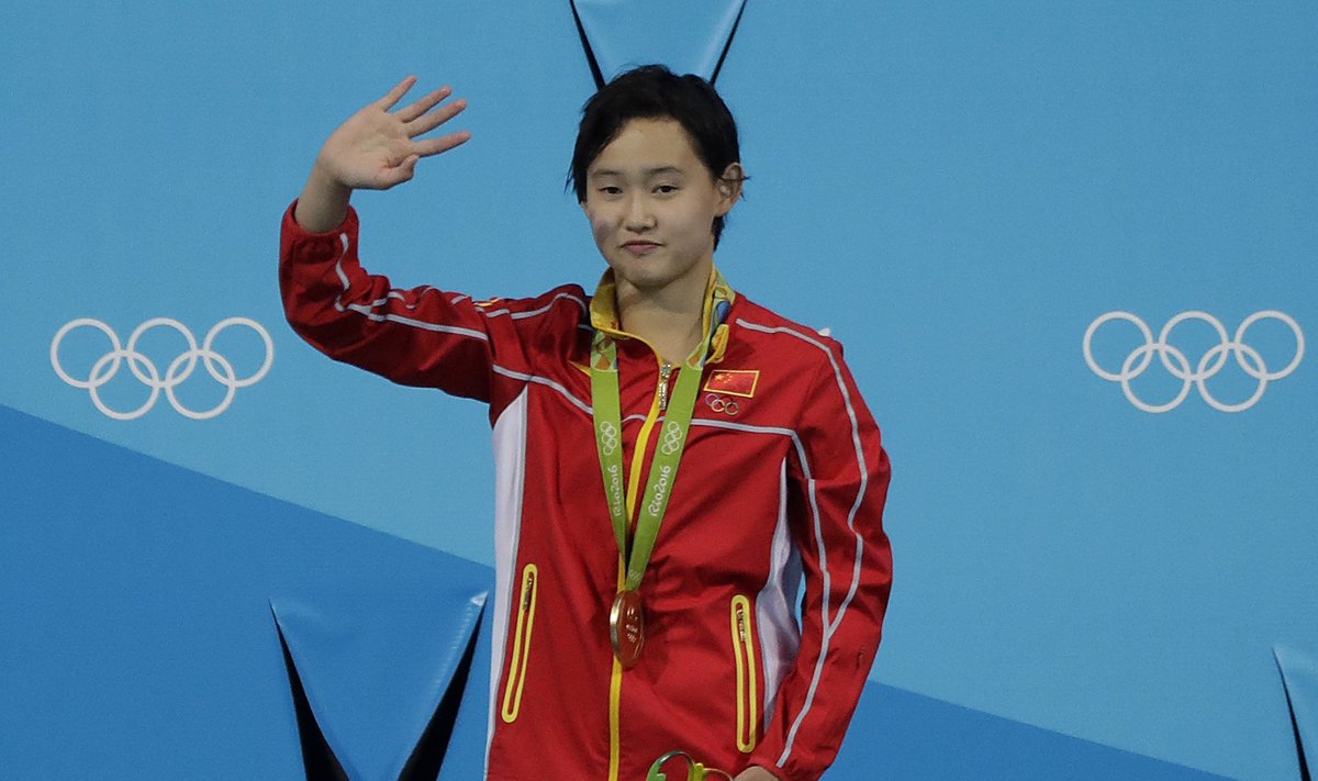 Ren Qian kuldmedaliga