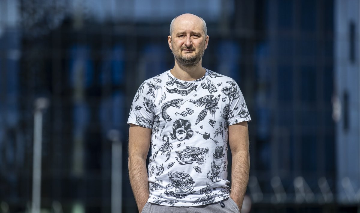 UKRAINA KAOTAB PARIMAID. „Venemaa kaotab selles sõjas kõige vähem väärtusliku osa oma elanikkonnast, aga Ukraina kaotab oma parimaid inimesi,“ tõdeb kogenud sõjaajakirjanik Arkadi Babtšenko.