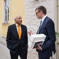 FOTOD: Välisminister Mikser India asevälisministrile: Eesti-India suhteid pärsib pikaleveninud laevakaitsjate juhtum