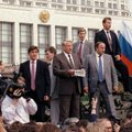 Venemaa püüab augustiputši sündmusi oma 25. sünnipäeval unustada
