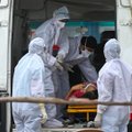 India koroonakriis süveneb: uus nakatumisrekord, haiglad on täis, hapnikku pole ja haiglatulekahjus hukkus 13 inimest