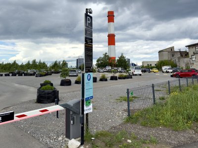 Плата за парковку в деловых кварталах Таллинна. 