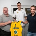 FOTOD: Sten-Timmu Sokk sõlmis lepingu Rakvere Tarvaga!