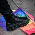 Впервые в Малайзии лесбиянок приговорили к штрафу и избиению палками