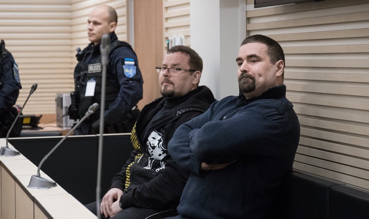 MÕRVADES SÜÜDI: Erik Kruusimägi (paremal) ja tema noorem vend Sten Kruusimägi. Esimene neist ründas eelmisel suvel vanglas Vjatšeslav Gulevitšit.