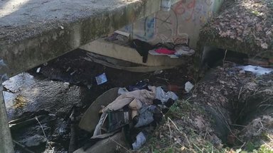 ФОТО | Горы мусора в реке Пирита ошарашили местных жителей